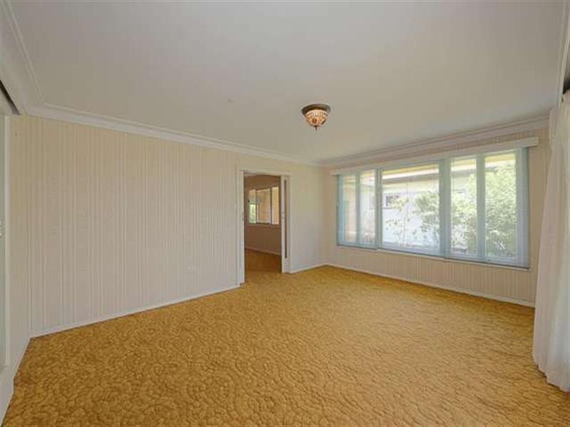 18 Boston Street, Walkervale QLD 4670