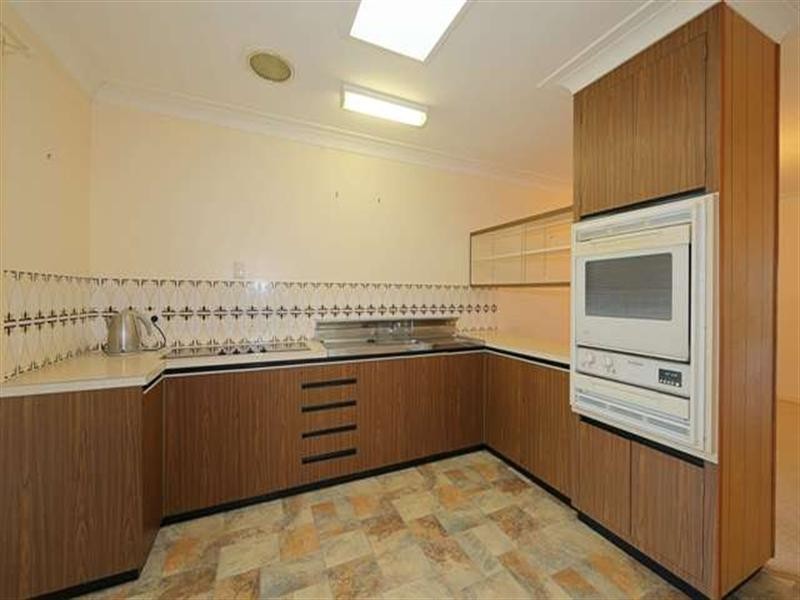 18 Boston Street, Walkervale QLD 4670