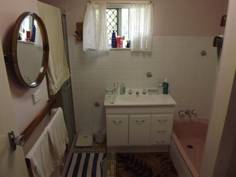 109 Sims Road, Avenell Heights QLD 4670