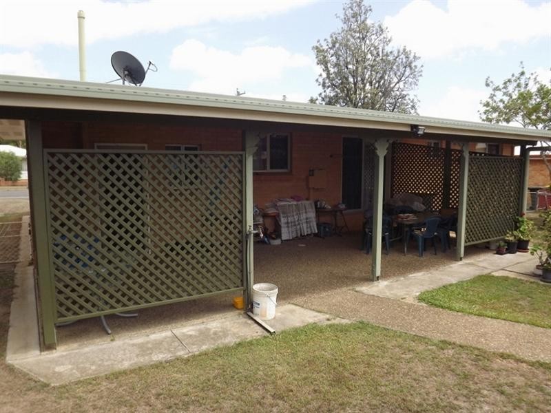 109 Sims Road, Avenell Heights QLD 4670