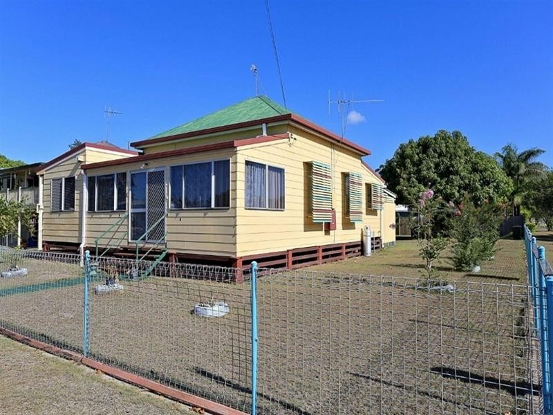 26 Walker Street, Walkervale QLD 4670