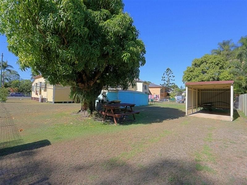 26 Walker Street, Walkervale QLD 4670