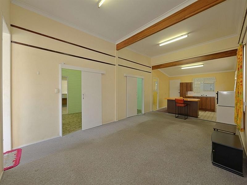 26 Walker Street, Walkervale QLD 4670