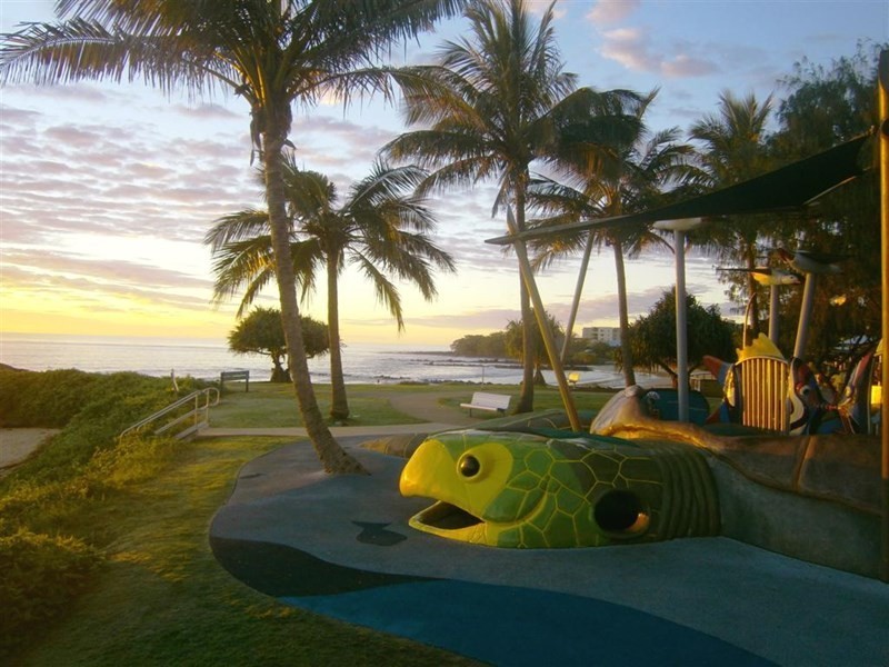 2b Eastgate Street, Bundaberg East QLD 4670