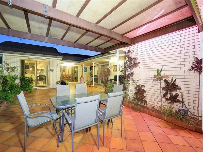 3 Vandenberg Street, Avenell Heights QLD 4670