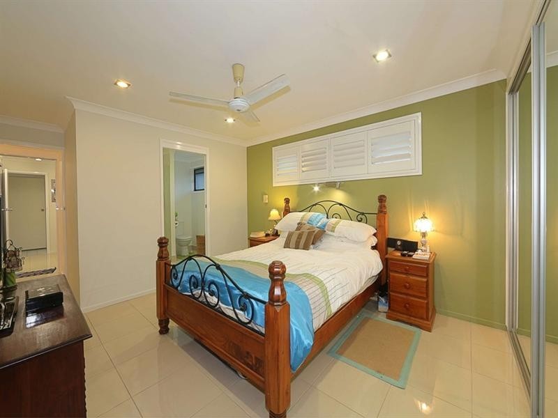 3 Vandenberg Street, Avenell Heights QLD 4670