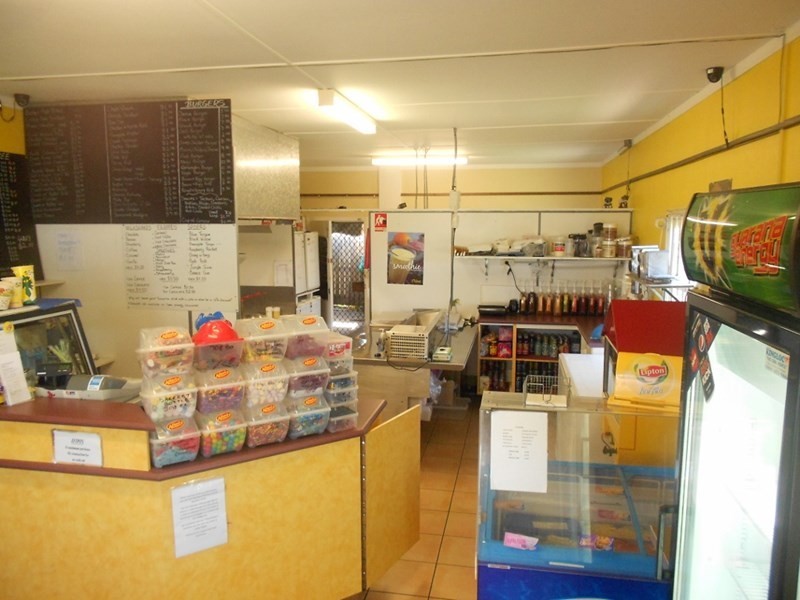 Shop 4/1 Kensington Street, Norville QLD 4670