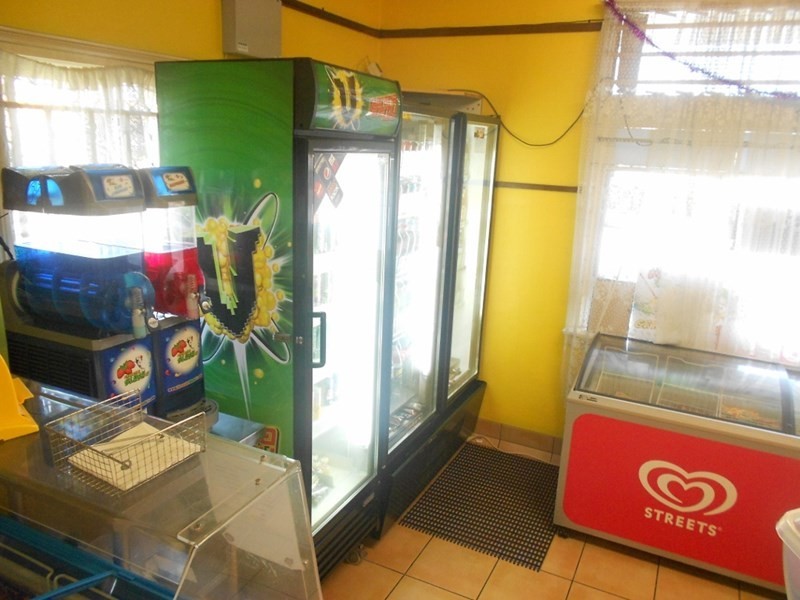 Shop 4/1 Kensington Street, Norville QLD 4670