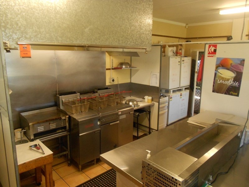 Shop 4/1 Kensington Street, Norville QLD 4670