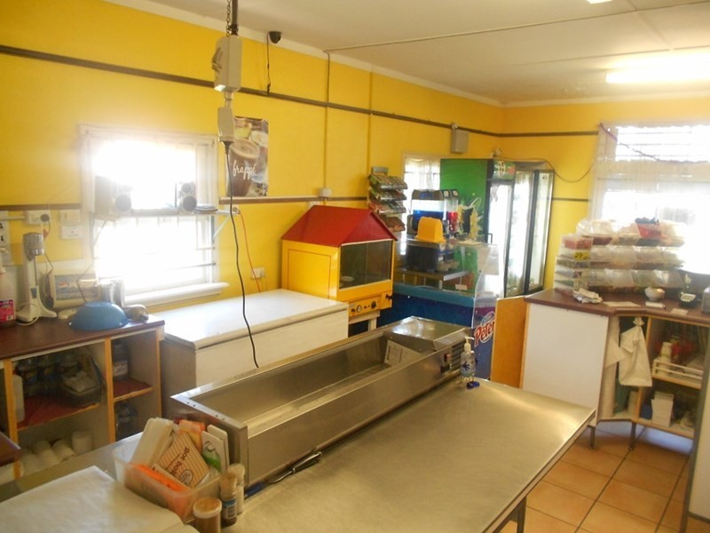 Shop 4/1 Kensington Street, Norville QLD 4670