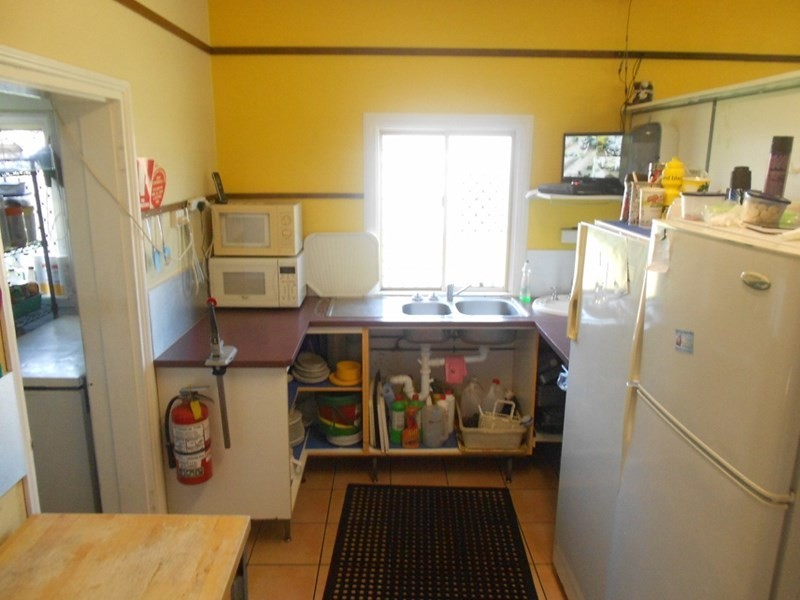 Shop 4/1 Kensington Street, Norville QLD 4670