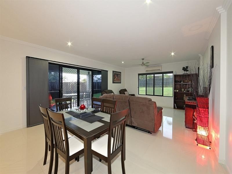 11 Starfish Crescent, Bargara QLD 4670