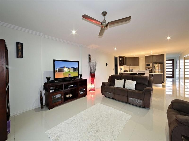 11 Starfish Crescent, Bargara QLD 4670