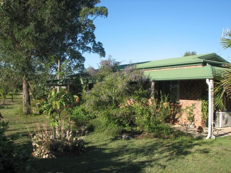 46 Park Estate Drive, Branyan QLD 4670