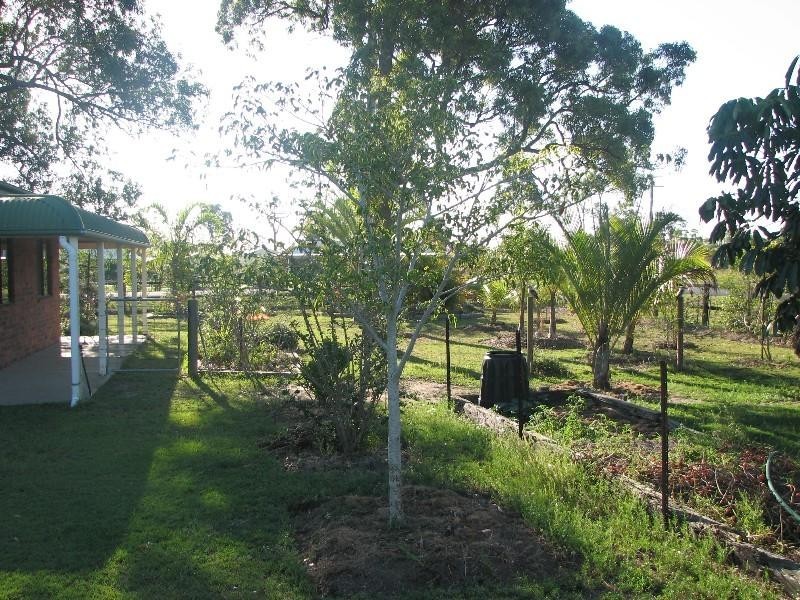 46 Park Estate Drive, Branyan QLD 4670