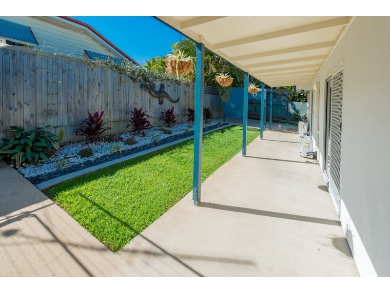 2/9 Bellevue Street, Bundaberg West QLD 4670