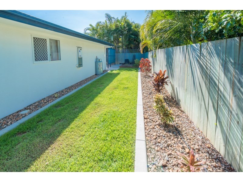 2/9 Bellevue Street, Bundaberg West QLD 4670