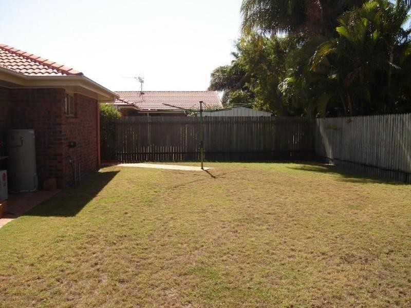 8 Elkington Avenue, Bargara QLD 4670