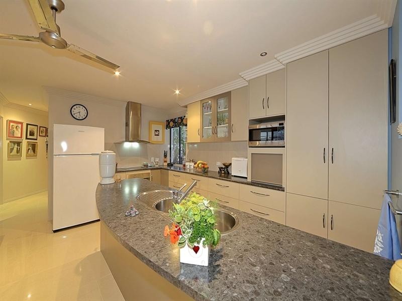 5 Breeze Drive, Bargara QLD 4670