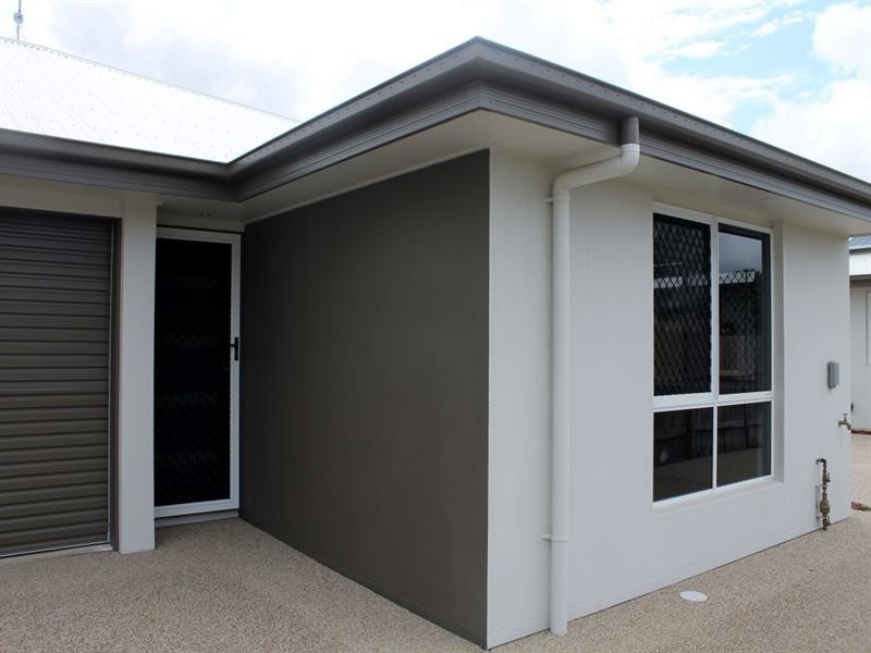 2/28 Curtis Street, Bundaberg South QLD 4670