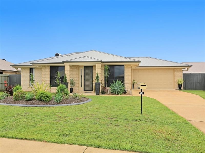 11 Freeman Street, Avoca QLD 4670