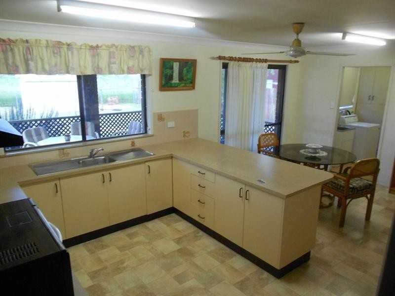 112 Fairymead Road, Bundaberg North QLD 4670