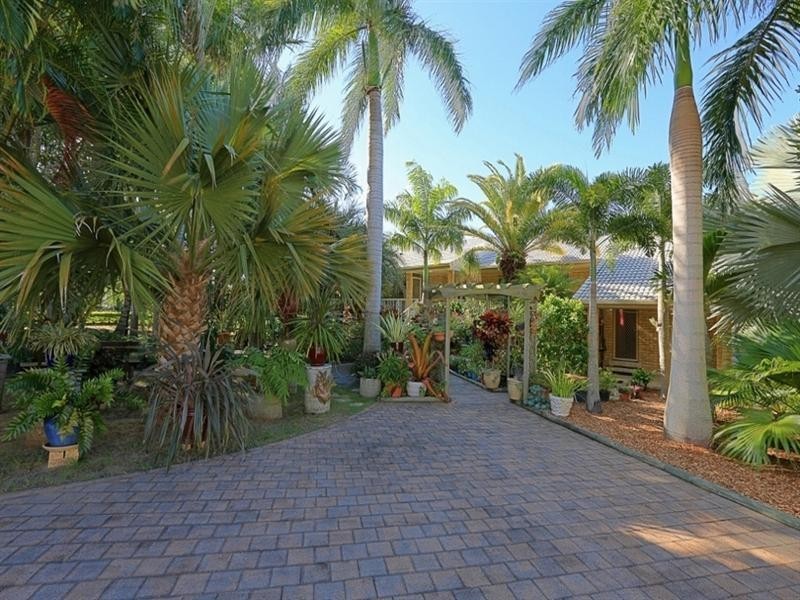 106 Sylvan Drive, Moore Park Beach QLD 4670