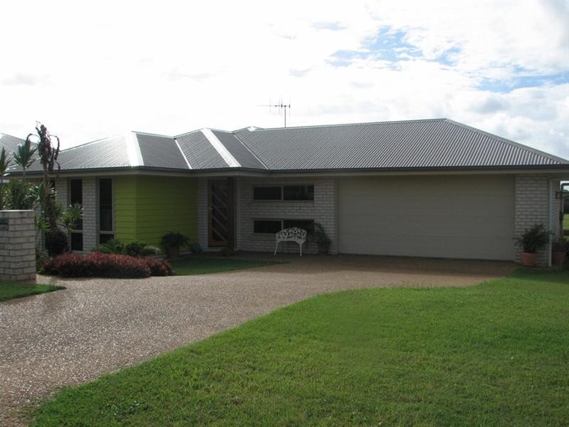 16 Longview Street, Ashfield QLD 4670