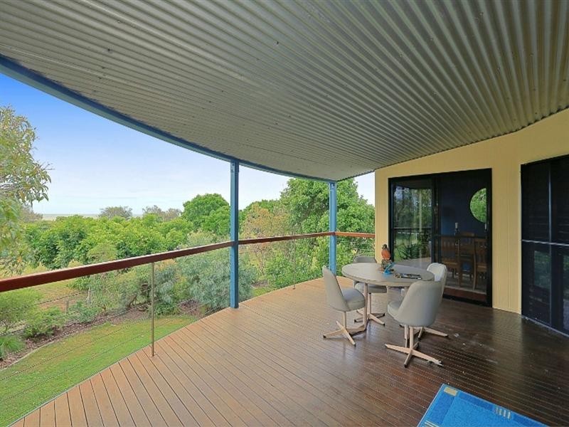 3 Ocean Court, Moore Park Beach QLD 4670