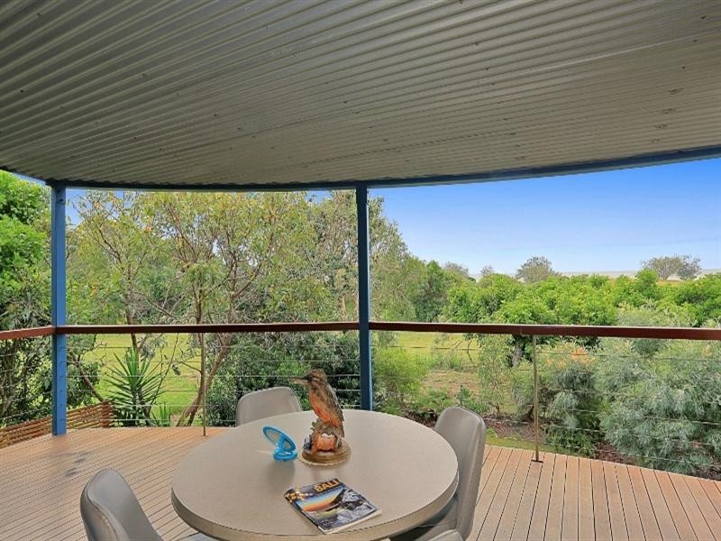 3 Ocean Court, Moore Park Beach QLD 4670