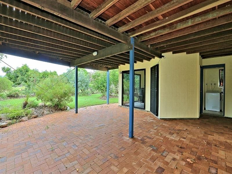 3 Ocean Court, Moore Park Beach QLD 4670