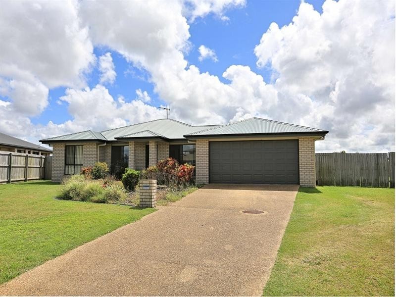 19 Blake Court, Thabeban QLD 4670