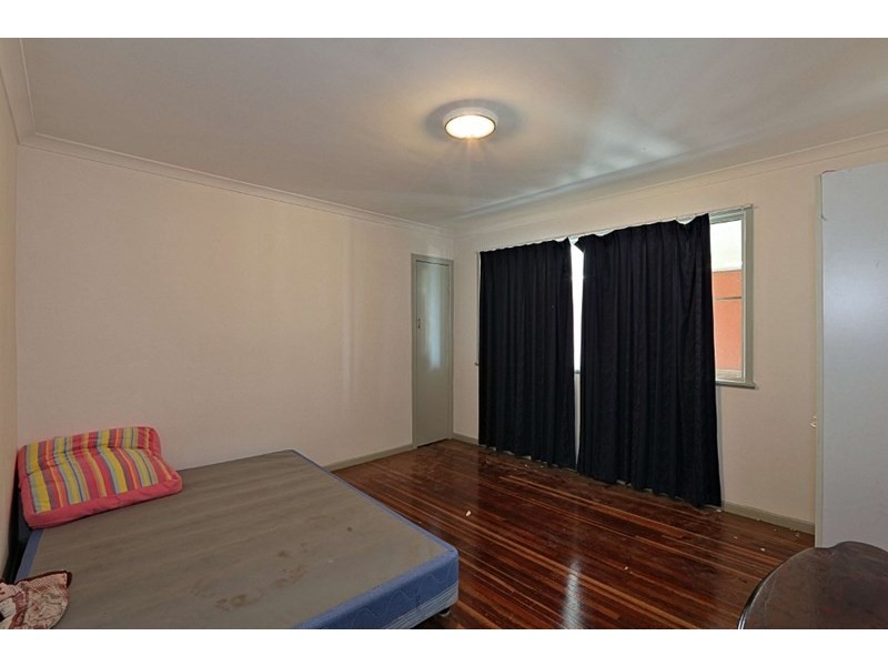 14 Childers Road, Kensington QLD 4670