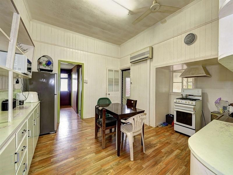 140 Targo Street, Walkervale QLD 4670