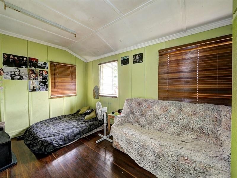 140 Targo Street, Walkervale QLD 4670