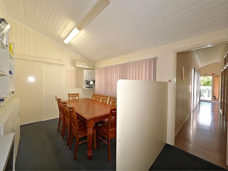 4 Adams Street, Bundaberg West QLD 4670