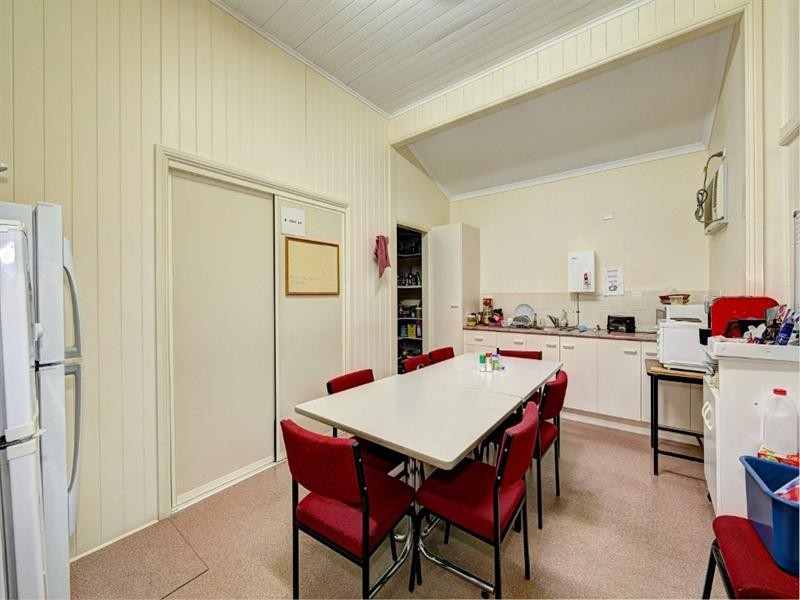 4 Adams Street, Bundaberg West QLD 4670