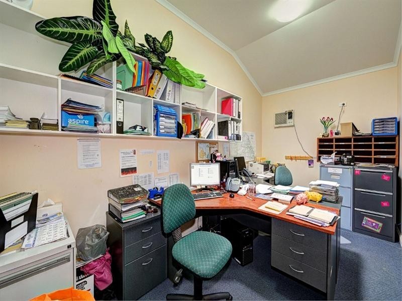 4 Adams Street, Bundaberg West QLD 4670