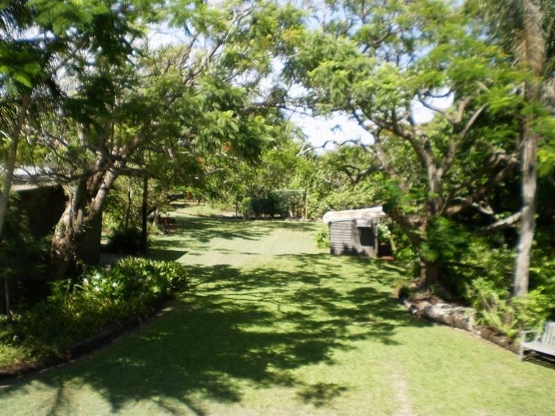 208 St Johns Road, Woongarra QLD 4670