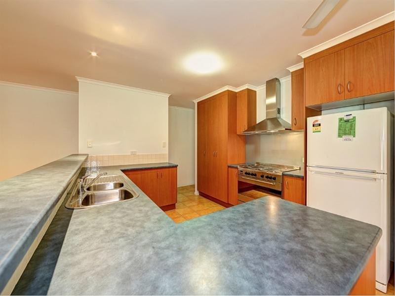 57 Currawong Road, Gooburrum QLD 4670