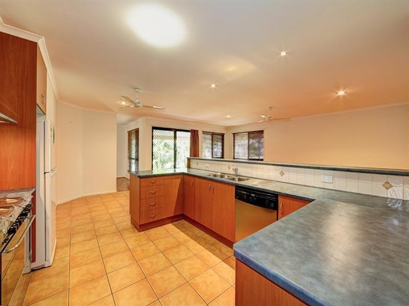 57 Currawong Road, Gooburrum QLD 4670