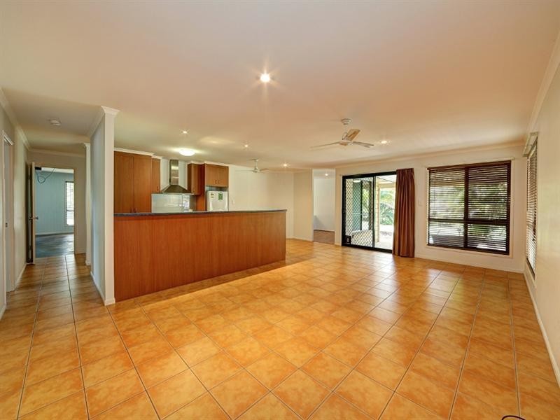 57 Currawong Road, Gooburrum QLD 4670