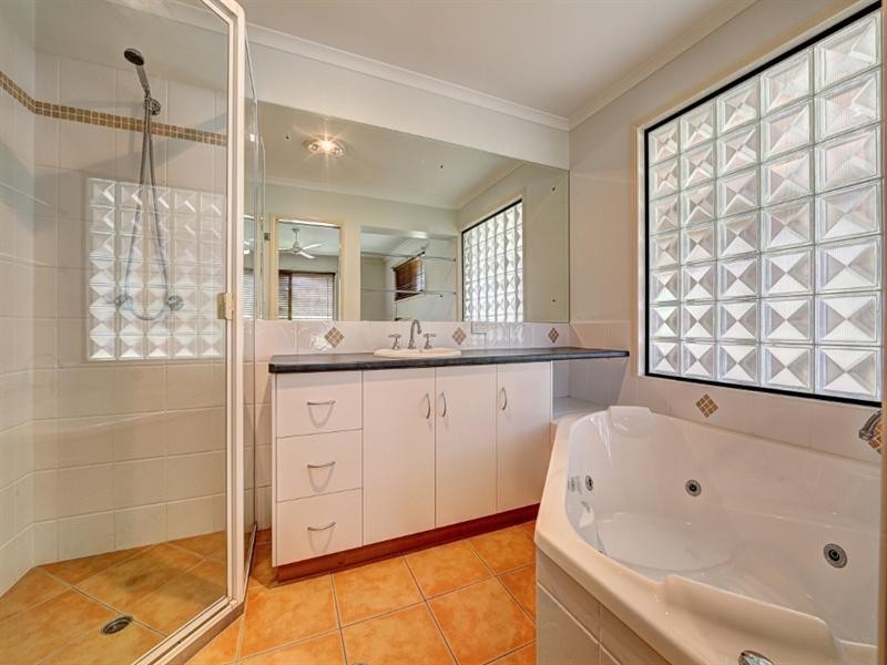 57 Currawong Road, Gooburrum QLD 4670