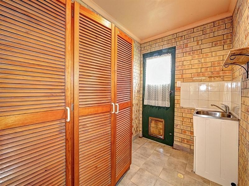 19 Mark Road, Branyan QLD 4670