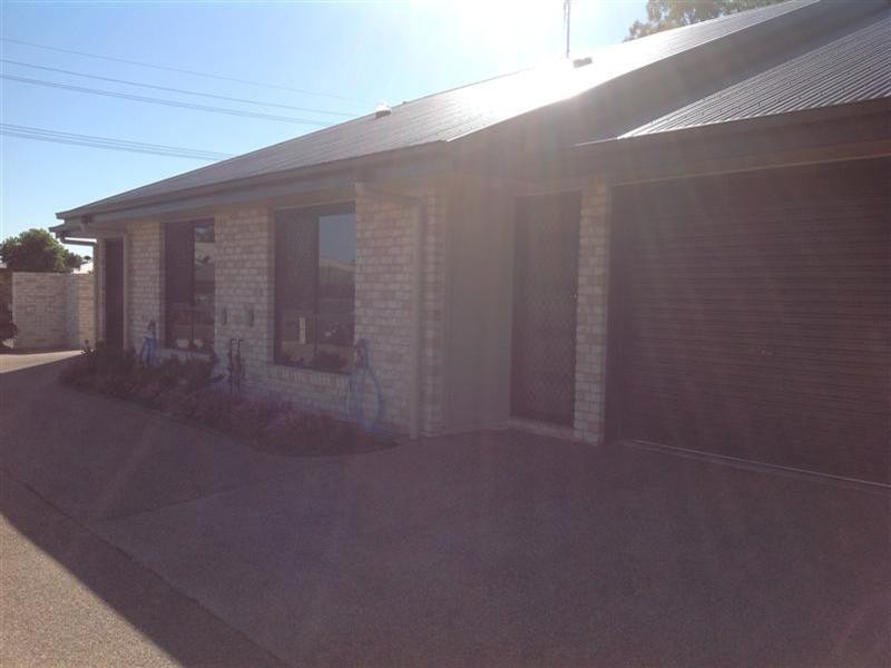 9/64 Burnett Street, Bundaberg South QLD 4670