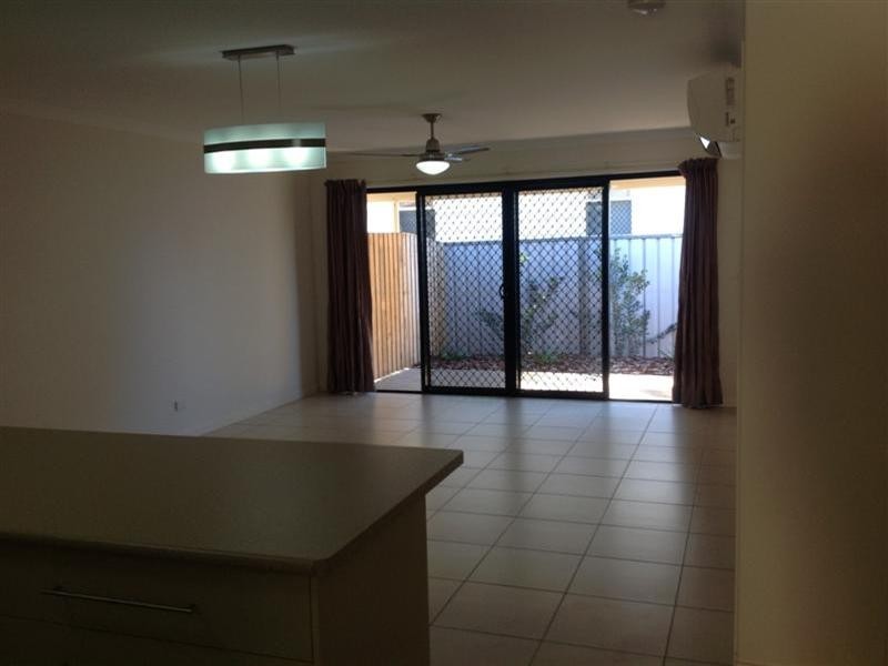 9/64 Burnett Street, Bundaberg South QLD 4670