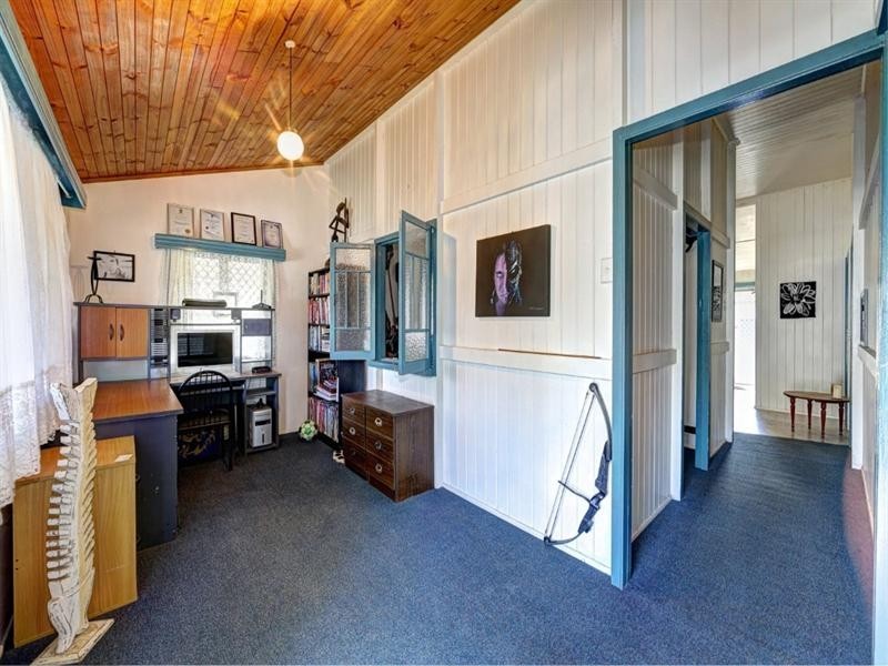 15 Curtis Street, Bundaberg South QLD 4670