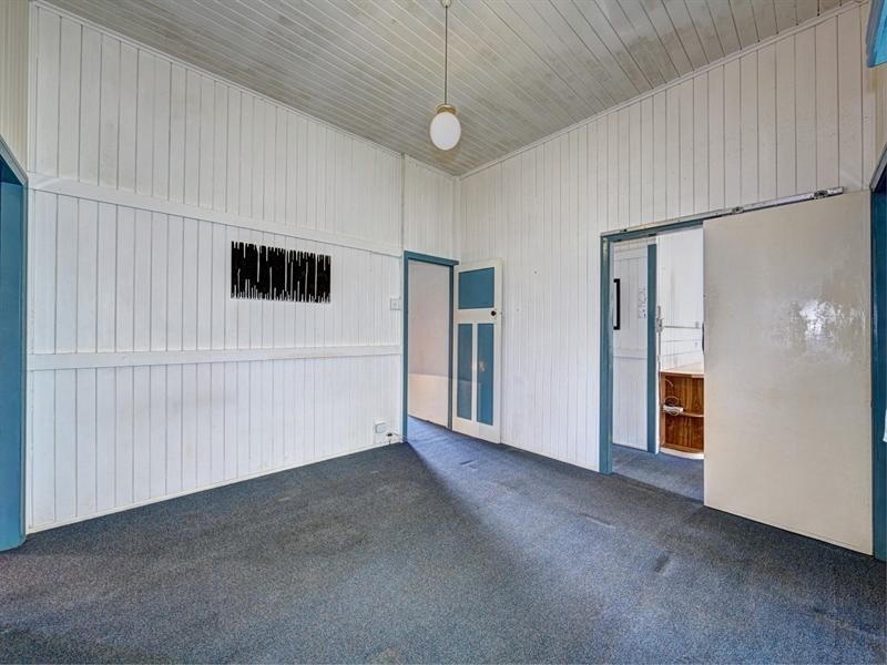 15 Curtis Street, Bundaberg South QLD 4670