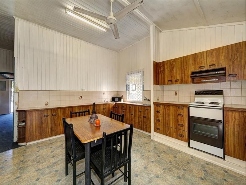 15 Curtis Street, Bundaberg South QLD 4670