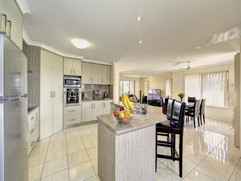 32 Greathead Road, Ashfield QLD 4670